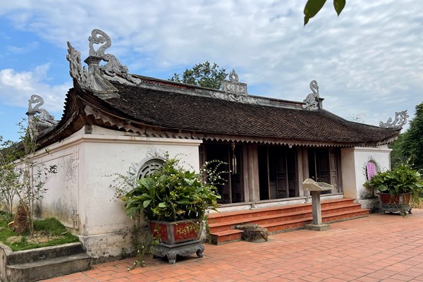 Cần sớm tu bổ ngôi chùa cổ trên 300 năm tuổi - Anh 1