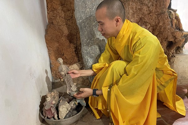 Cần sớm tu bổ ngôi chùa cổ trên 300 năm tuổi - Anh 6