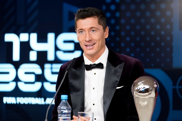 Có nên trao Quả bóng vàng cho Lewandowski? - Anh 2