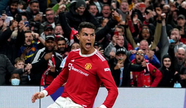 Ronaldo đạt cột mốc ghi hơn 800 bàn thắng trong sự nghiệp - Anh 1