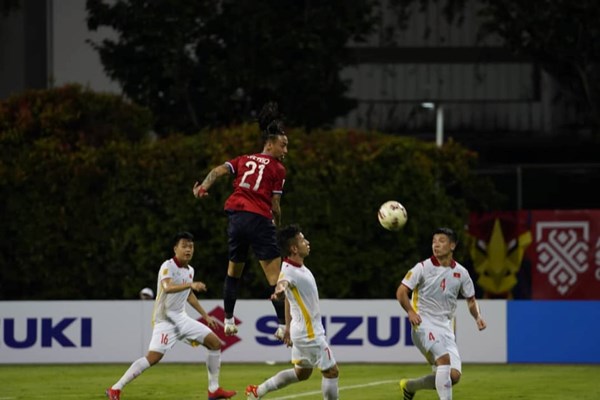 Tuyển Việt Nam thắng nhẹ nhàng tại trận ra quân AFF Cup 2020 - Anh 3