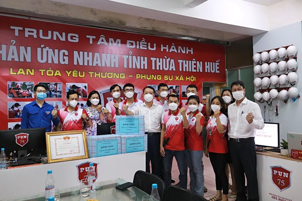 Những chàng trai “Phản ứng nhanh” để phụng sự xã hội - Anh 1