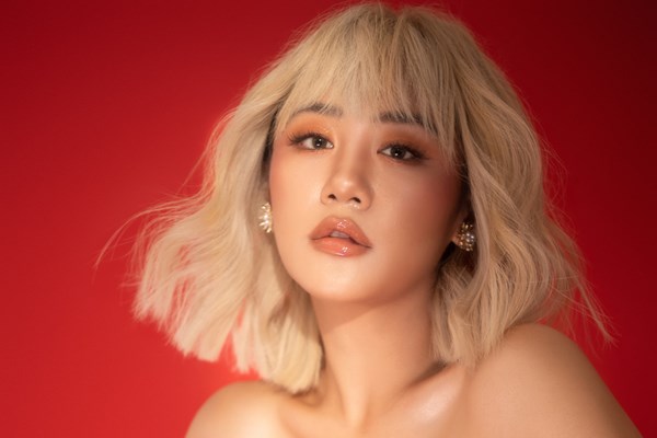 Ca sĩ Văn Mai Hương: Biết đủ và không tham vọng - Anh 5