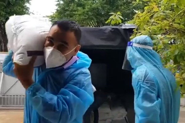 Quy tắc ứng xử của người hoạt động trong lĩnh vực nghệ thuật: Nhân cái đẹp,  dẹp cái xấu - Anh 2