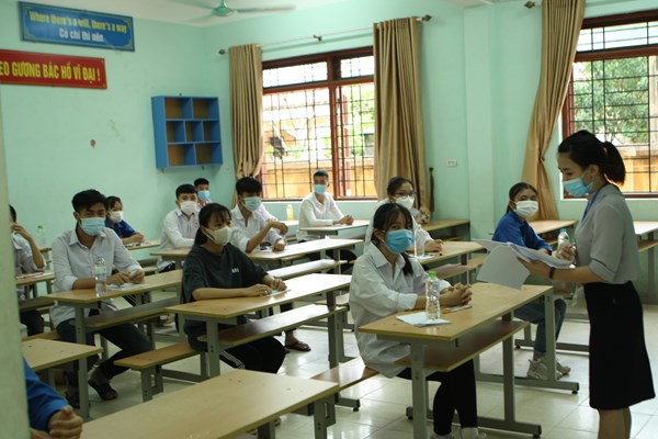 Gần 50 cơ sở đại học sẽ sử dụng kết quả đánh giá năng lực của Đại học Quốc gia Hà Nội - Anh 1