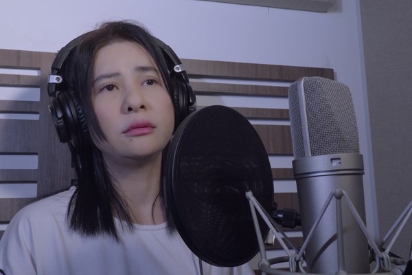 Nhiều nghệ sĩ hát 