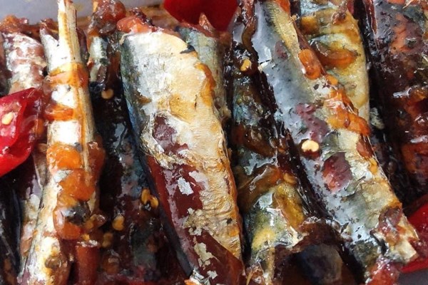 Cá nục kho keo - Anh 2