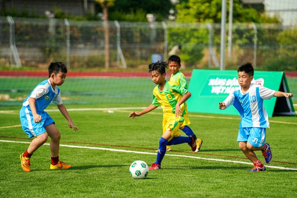 “Thúc đẩy sự phát triển toàn diện về sức khỏe, thể chất và tinh thần của trẻ em, học sinh” - Anh 2