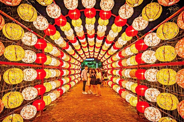 Ký ức Hội An bừng sáng chào đón mùa lễ hội cuối năm - Anh 4