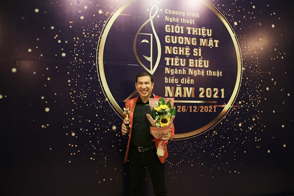 NSƯT Quang Thắng được Bộ VHTTDL vinh danh là nghệ sĩ tiêu biểu - Anh 1