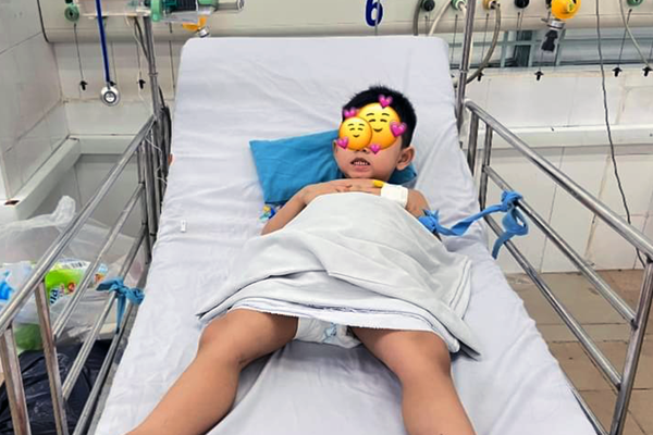Cứu sống bệnh nhi sốc tim do hội chứng viêm đa hệ thống hậu nhiễm Covid-19 - Anh 1
