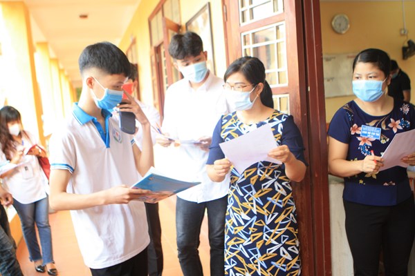 Thi tốt nghiệpTHPT năm 2022: Ôn thi thế nào cho hiệu quả? - Anh 1