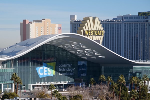 VTV1 sẽ truyền hình trực tiếp buổi ra mắt 5 mẫu xe điện VinFast tại Las Vegas - Mỹ - Anh 1