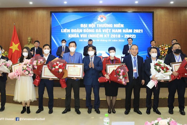 Ông Trần Quốc Tuấn giữ chức Quyền Chủ tịch VFF - Anh 4