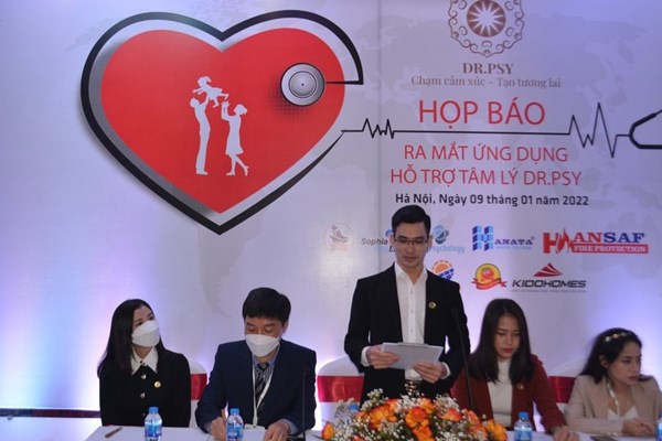 Nhiều F0 khỏi bệnh cần được điều trị sức khỏe tâm thần - Anh 2