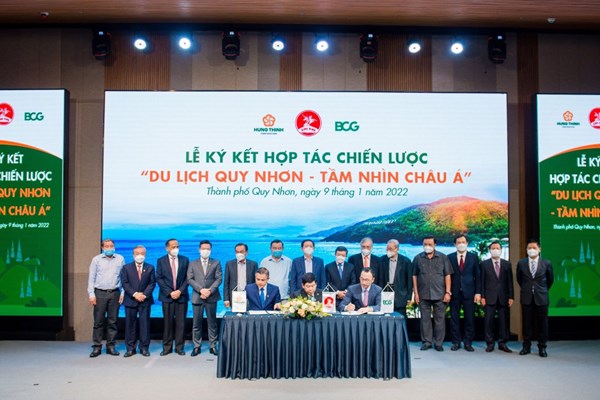 Ký kết hợp tác chiến lược “Du lịch Quy Nhơn – Tầm nhìn châu Á” - Anh 1