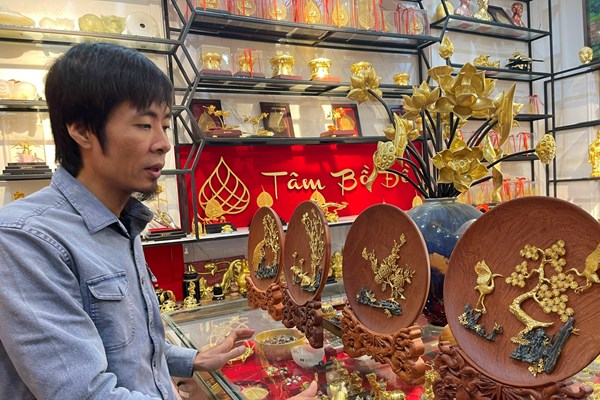 Nghệ nhân thổi hồn vào những biểu tượng văn hóa truyền thống - Anh 4