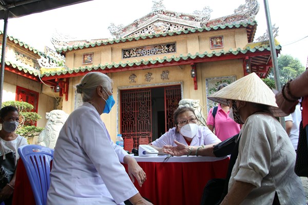 Ngày hội “Nghĩa tình mùa xuân” chăm lo các đối tượng khó khăn dịp Tết Nhâm Dần 2022 - Anh 2