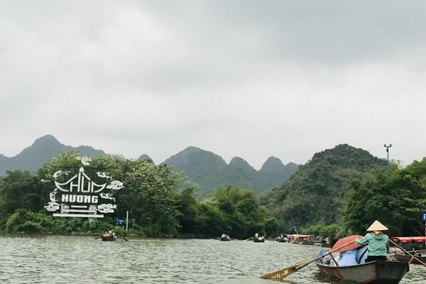 Lại thêm một mùa lễ hội... đìu hiu - Anh 1