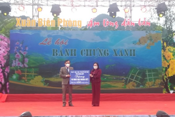 Quảng Bình tổ chức chương trình “Xuân Biên phòng - Ấm lòng dân bản” - Anh 3