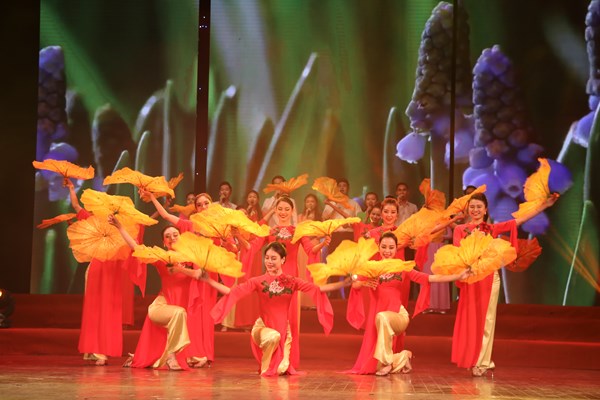 Những “thủ lĩnh” của ngành nghệ thuật biểu diễn: Ước vọng mùa xuân - Anh 2