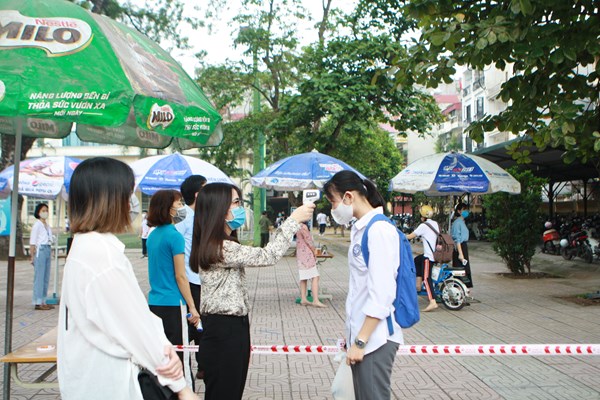 Các trường phải sẵn sàng phương án đón học sinh trở lại sau Tết - Anh 1