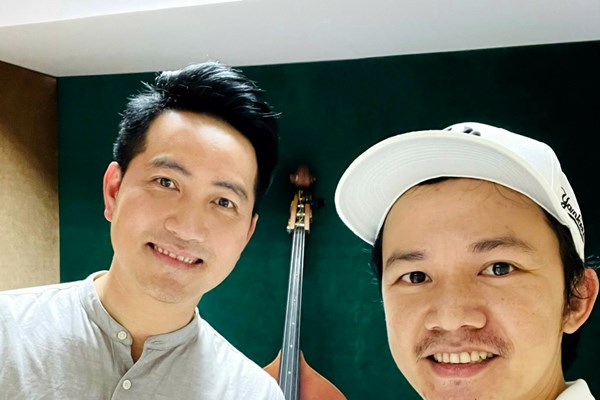 “Lên xe đi về nhà”: Thông điệp người trẻ gửi đến mùa xuân mới - Anh 2