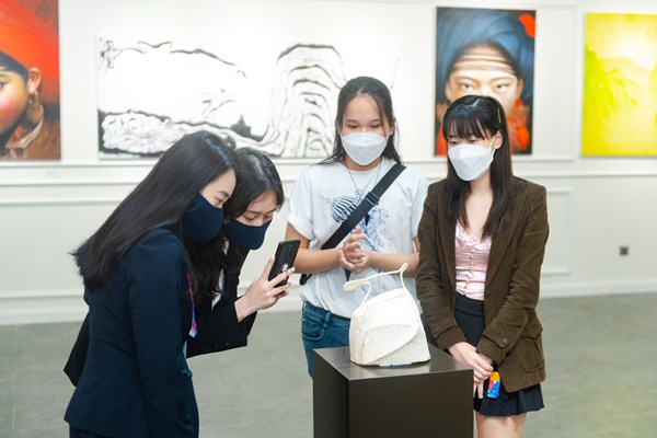 Chương trình workshop & trưng bày nghệ thuật Tương lai của Thời gian – Future of Time - Anh 3