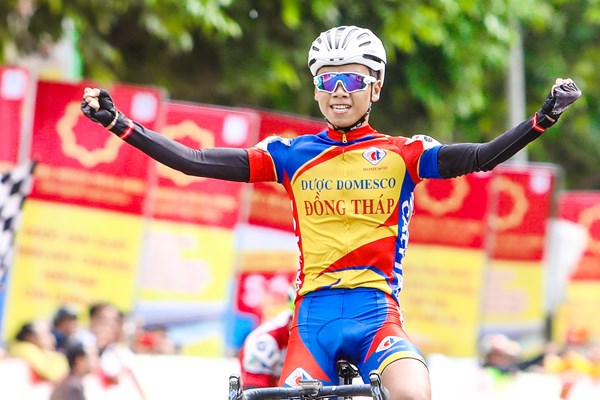 Năm tuổi của 3 vận động viên - Anh 2
