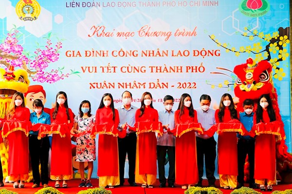 Gia đình công nhân lao động vui Tết cùng Thành phố - Anh 1