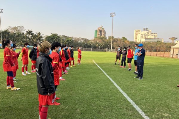 Tuyển nữ Việt Nam bị đẩy vào thế khó trong trận đấu quyết định suất dự World Cup - Anh 1