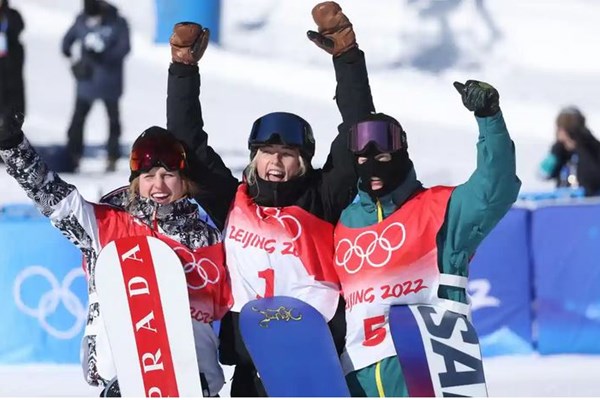 Olympic Bắc Kinh 2022: New Zealand, Trung Quốc có HCV đầu tiên - Anh 1