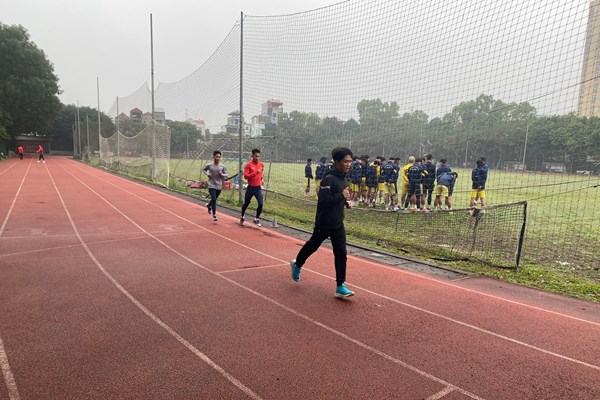 Điền kinh Việt Nam hăng say tập luyện những ngày đầu năm mới - Anh 1