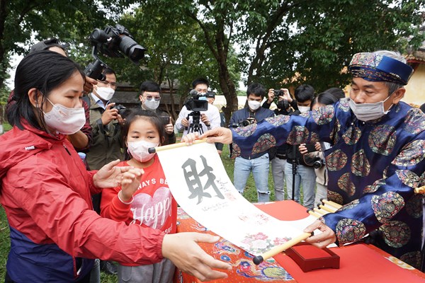 Lễ hạ nêu và khai ấn tại khu di sản Hoàng Cung Huế - Anh 10