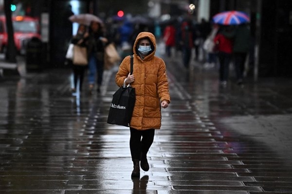 Ứng phó “mềm dẻo” với Covid-19 - Anh 1