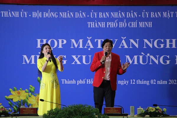 Lãnh đạo TP.HCM gặp mặt tri ân văn nghệ sĩ - Anh 3