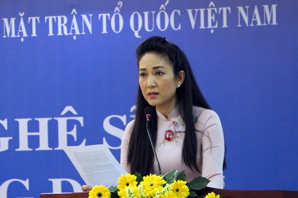 Lãnh đạo TP.HCM gặp mặt tri ân văn nghệ sĩ - Anh 2
