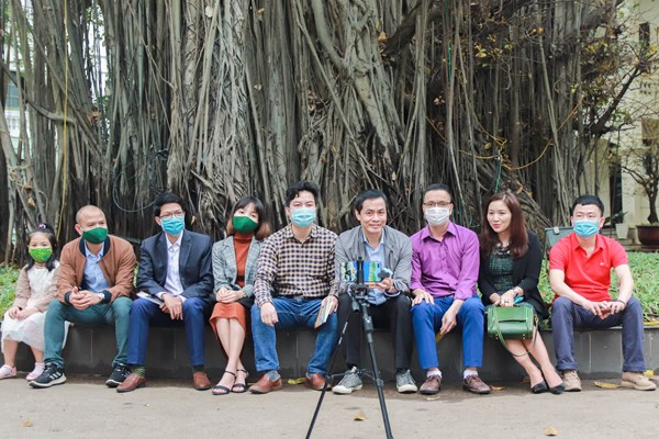 Tình yêu thơ ca không đứt đoạn - Anh 1