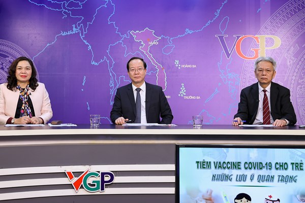 Tọa đàm “Tiêm vắc xin covid-19 cho trẻ em - Những lưu ý quan trọng” - Anh 1