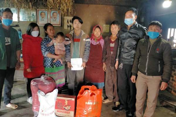 100% thanh niên ưu tú ở Mèo Vạc viết đơn tình nguyện nhập ngũ - Anh 2