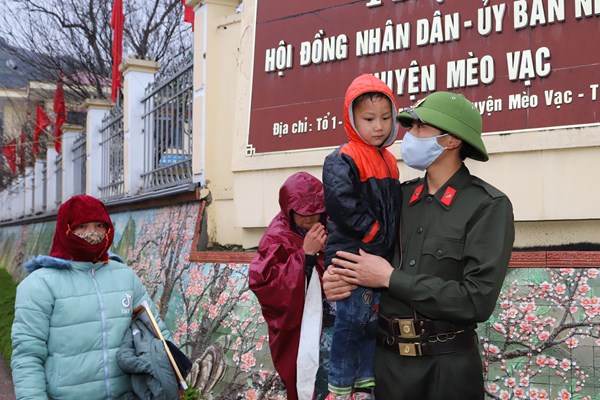 Thanh niên vùng cao biên giới nô nức lên đường nhập ngũ - Anh 4