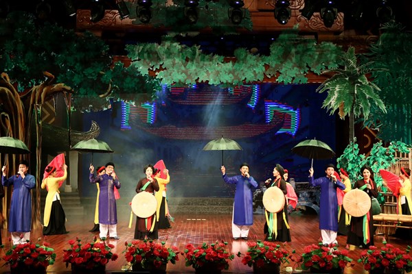 Bộ VHTTDL khảo sát thực tế về công tác bảo tồn, phát huy giá trị di sản văn hóa tại Bắc Ninh: Tiếp cận trực tiếp từ cơ sở để chuyển đổi cách làm, đổi mới tư duy - Anh 4