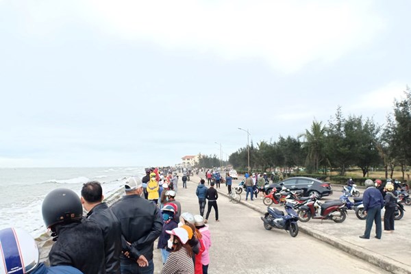 Từ vụ chìm ca nô tại Cửa Đại: Phương tiện sau thời gian dài “ngủ quên” do dịch bệnh có đảm bảo an toàn? - Anh 1