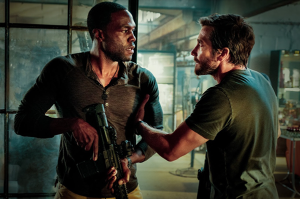 “Ambulance”: Phim hành động mới của ông hoàng “cháy nổ” Michael Bay - Anh 1