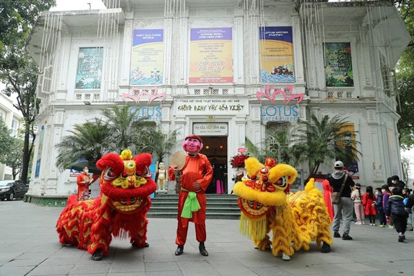 Sân khấu thủ đô: Ém “ hàng khủng” chờ khán giả - Anh 3