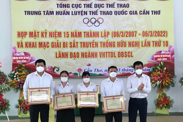 Trung tâm HLTT Quốc gia Cần Thơ kỷ niệm 15 năm thành lập - Anh 4