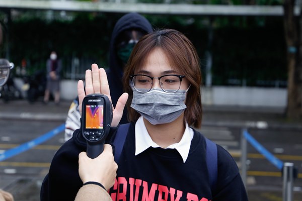 Quy định cách ly học sinh là F1: Nỗi lo “vỡ trận” - Anh 1