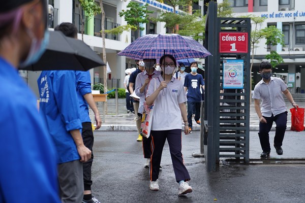 Hà Nội thi tuyển sinh lớp 10: Thi 3 hay 4 môn? - Anh 1