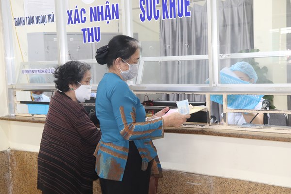 Đà Nẵng hỗ trợ F0 qua ứng dụng công nghệ - Anh 1