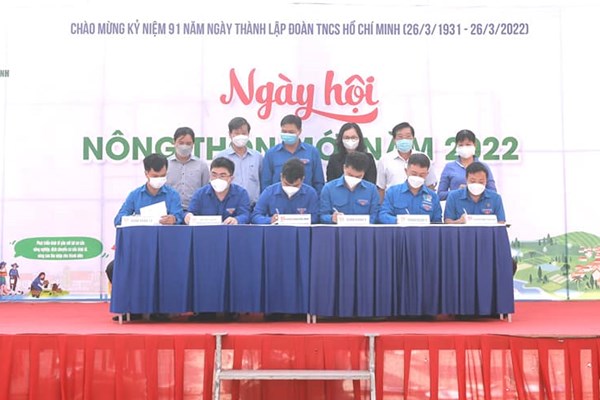 TP.HCM: Sôi động “Ngày hội Chung tay xây dựng nông thôn mới